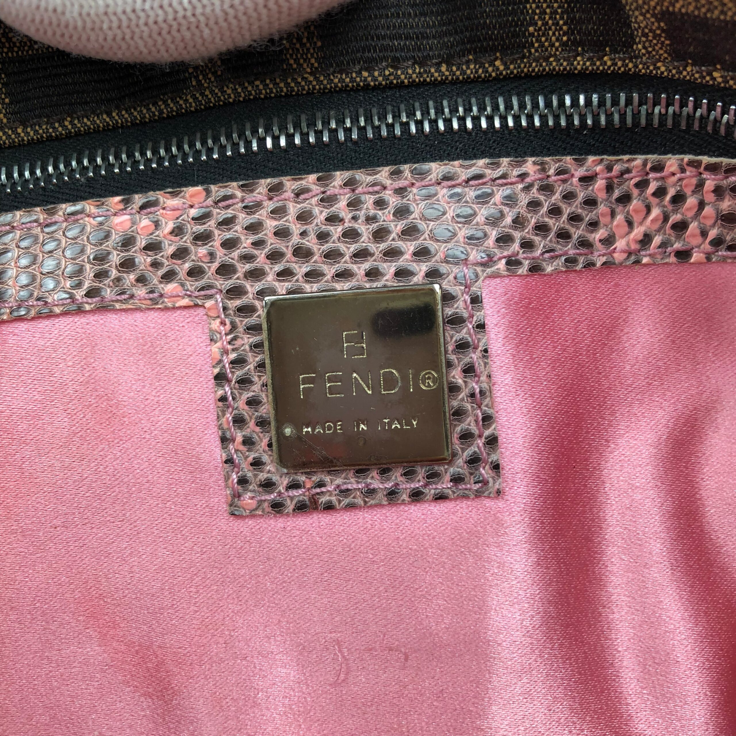 FENDI ZUCCA BEADED BAGUETTE BAG WITH EXOTIC LIZARD DETAILING - Image 10